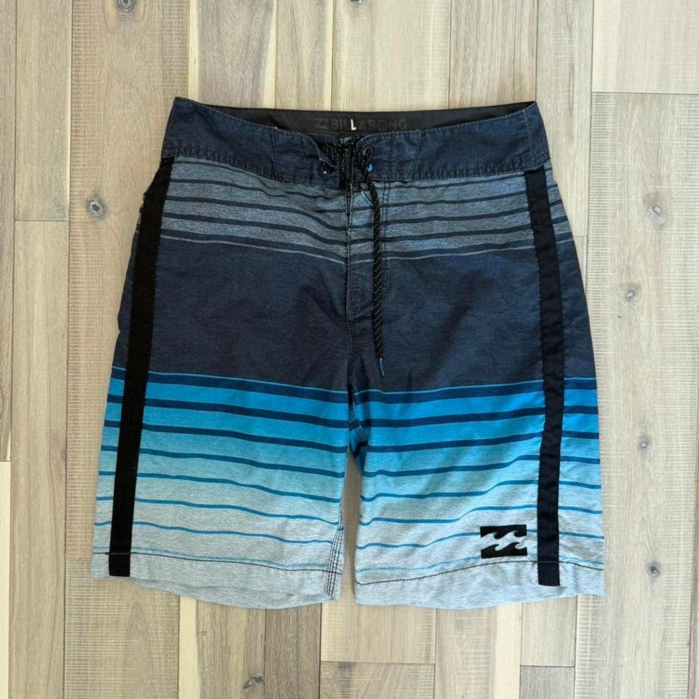 Vtg Y2K Billabong blue & grey striped board shorts sz small #surf #beachwear